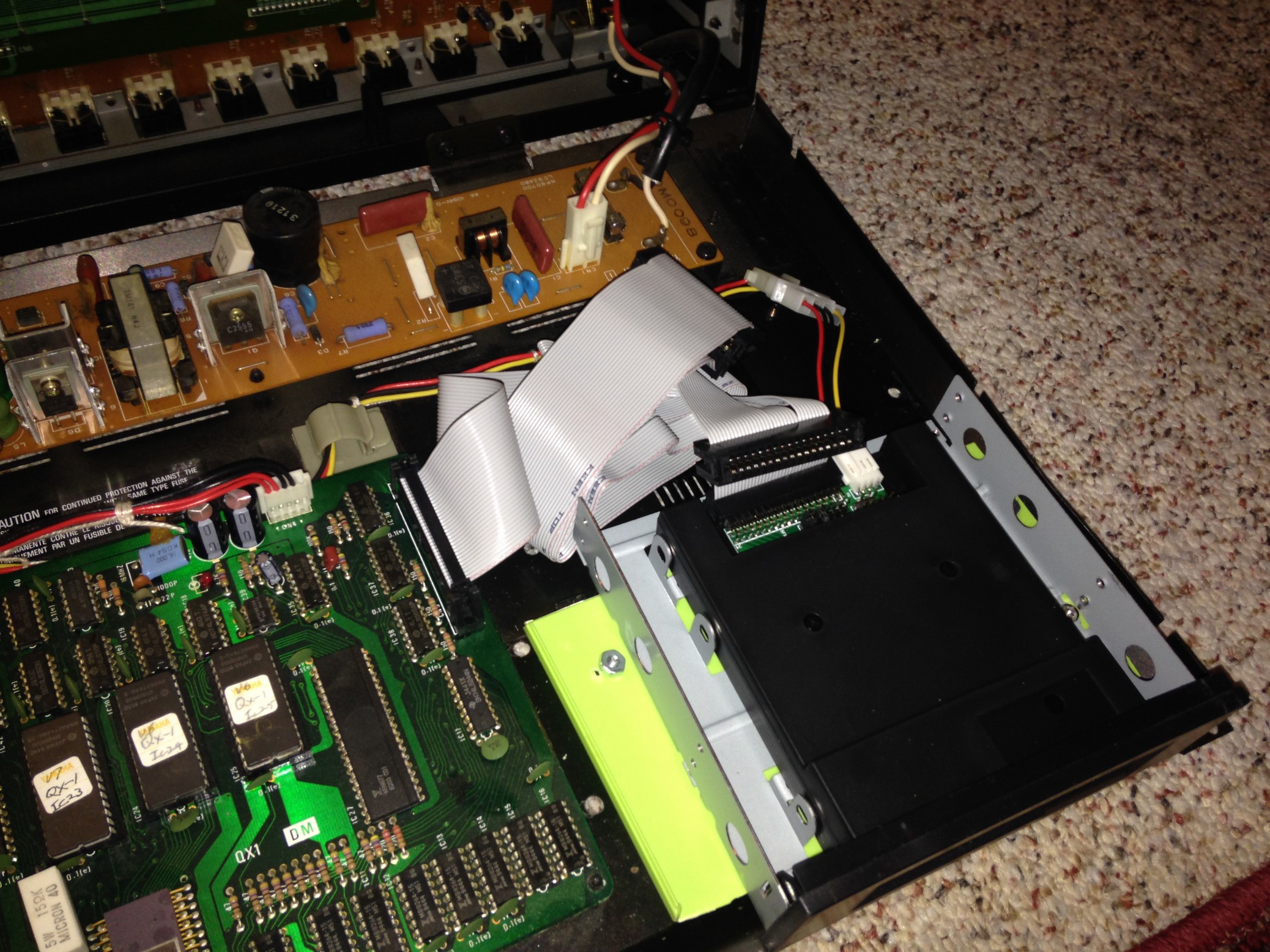 Gotek inside QX-1